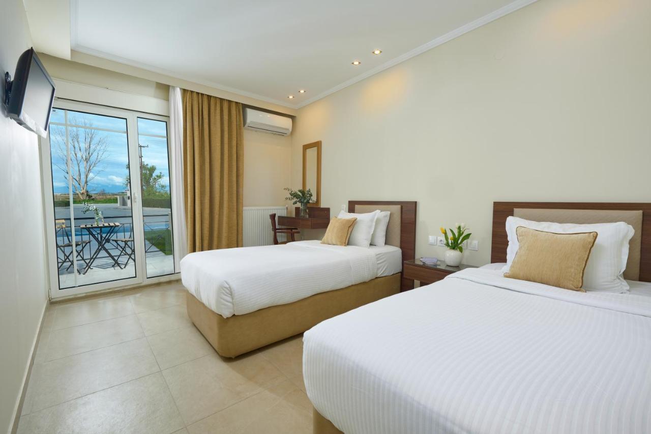 Filippos Hotel Chalkidona Exteriör bild