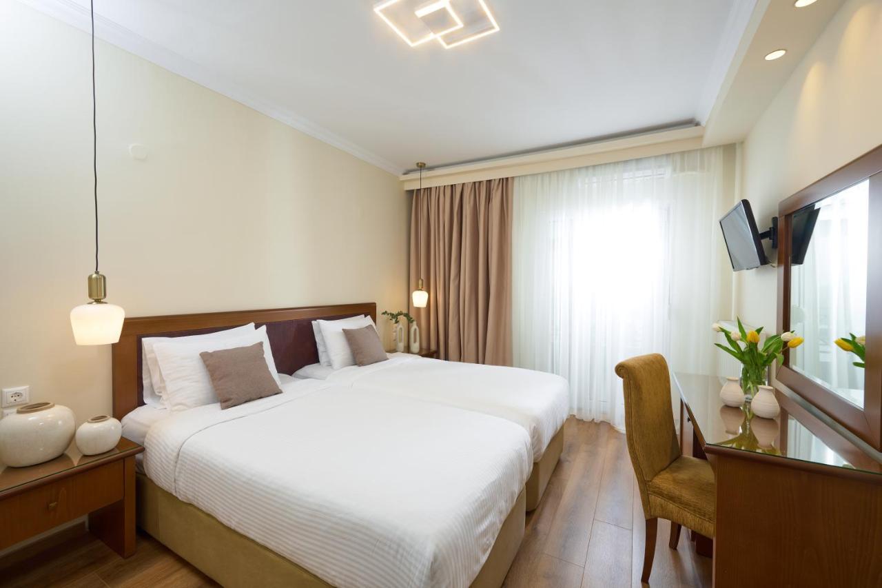 Filippos Hotel Chalkidona Exteriör bild