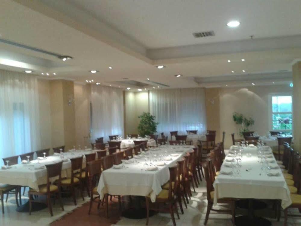 Filippos Hotel Chalkidona Exteriör bild